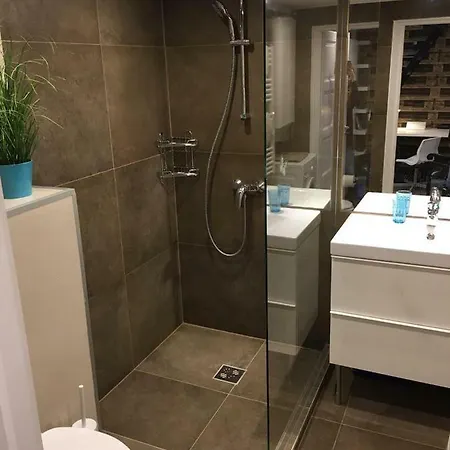 Apartment Chic & New In The Heart Of Budapest